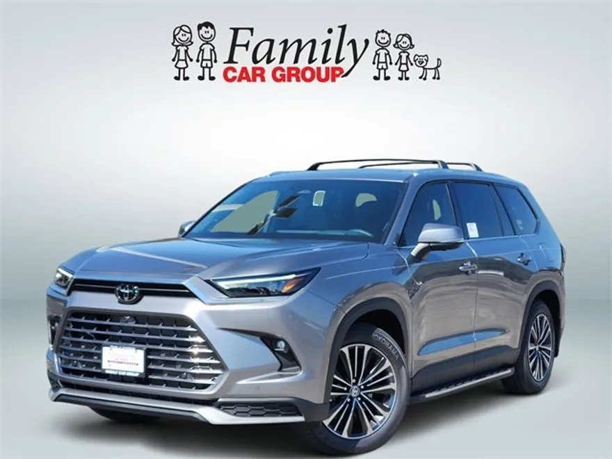 2026 Toyota Highlander Hybrid Platinum photo 1