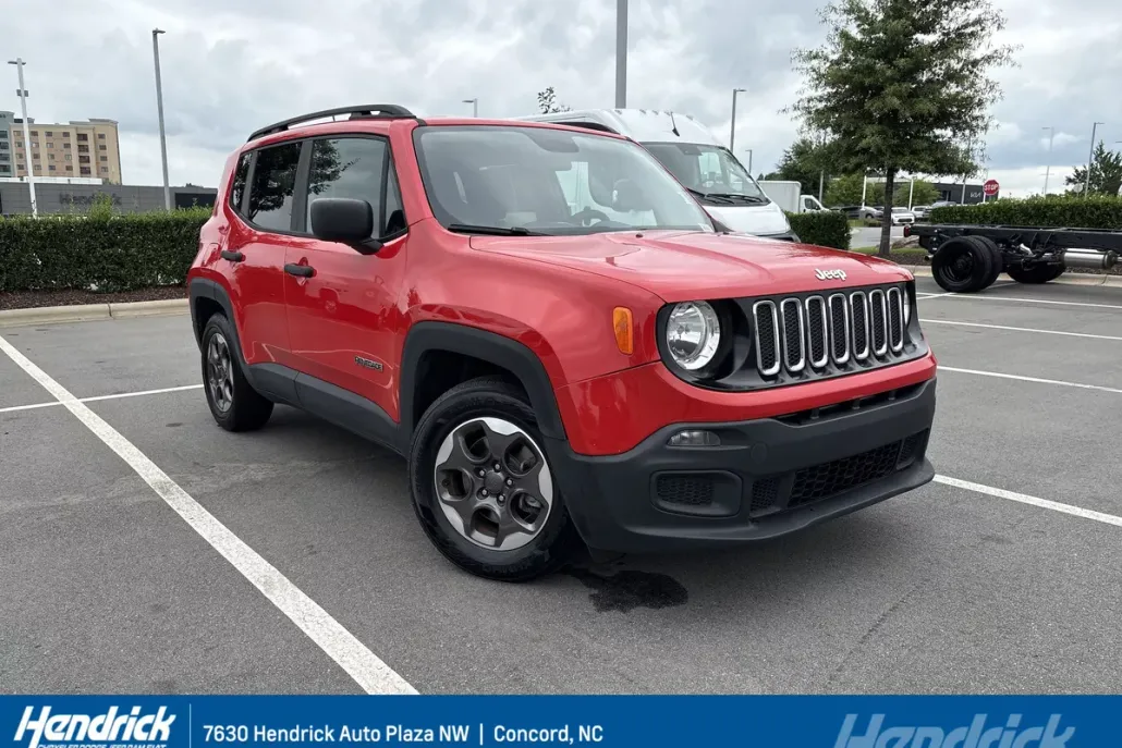 2017 Jeep Renegade Sport photo 1