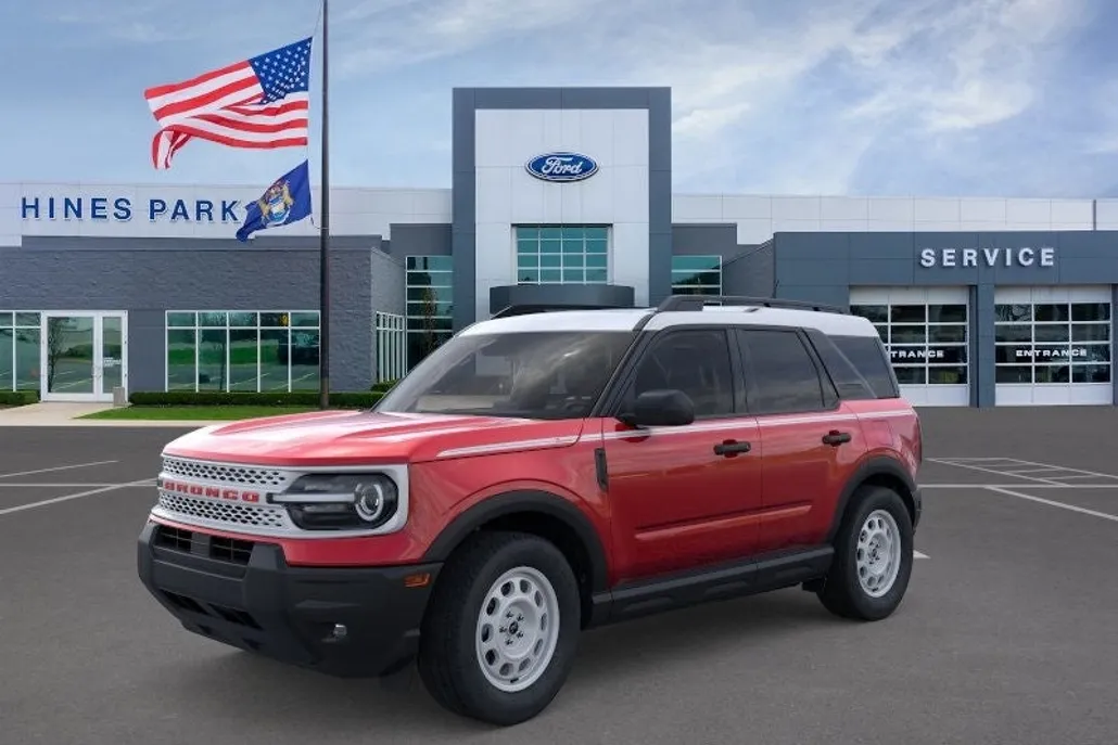 2025 Ford Bronco Sport Heritage photo 1