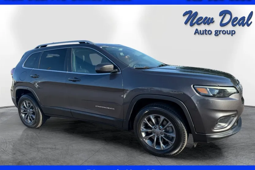 2019 Jeep Cherokee Latitude photo 1