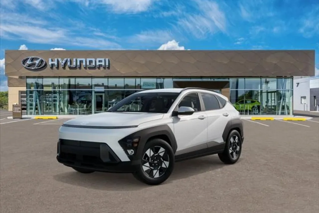 2025 Hyundai Kona SEL photo 1