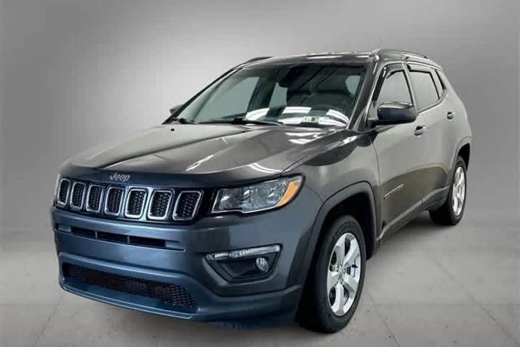 2019 Jeep Compass Latitude photo 1