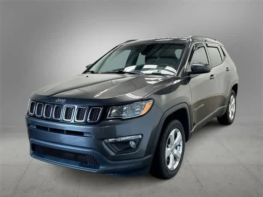 2019 Jeep Compass Latitude photo 1