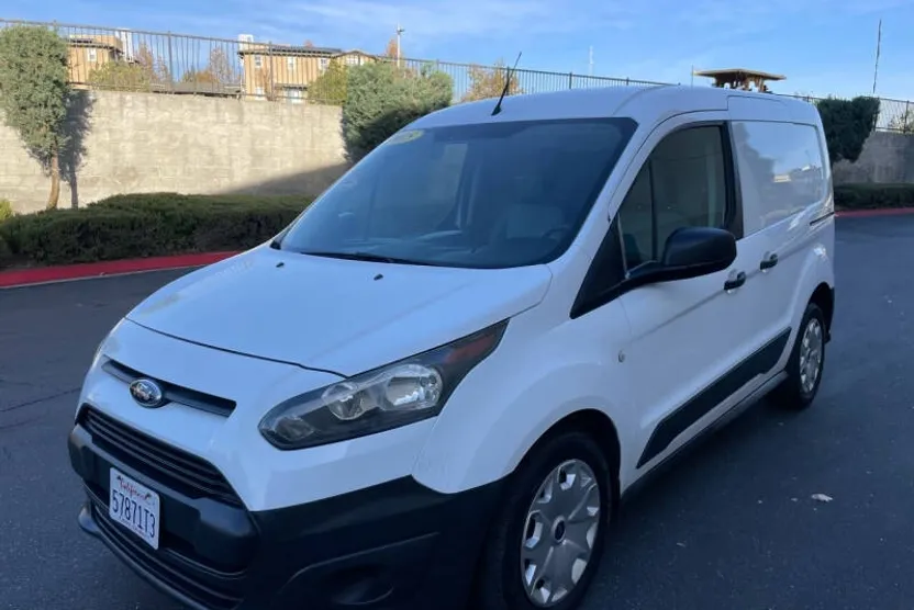 2015 Ford Transit Connect XL photo 1