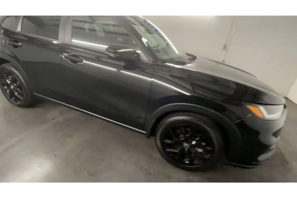 2023 Honda HR-V Sport 2WD photo 1
