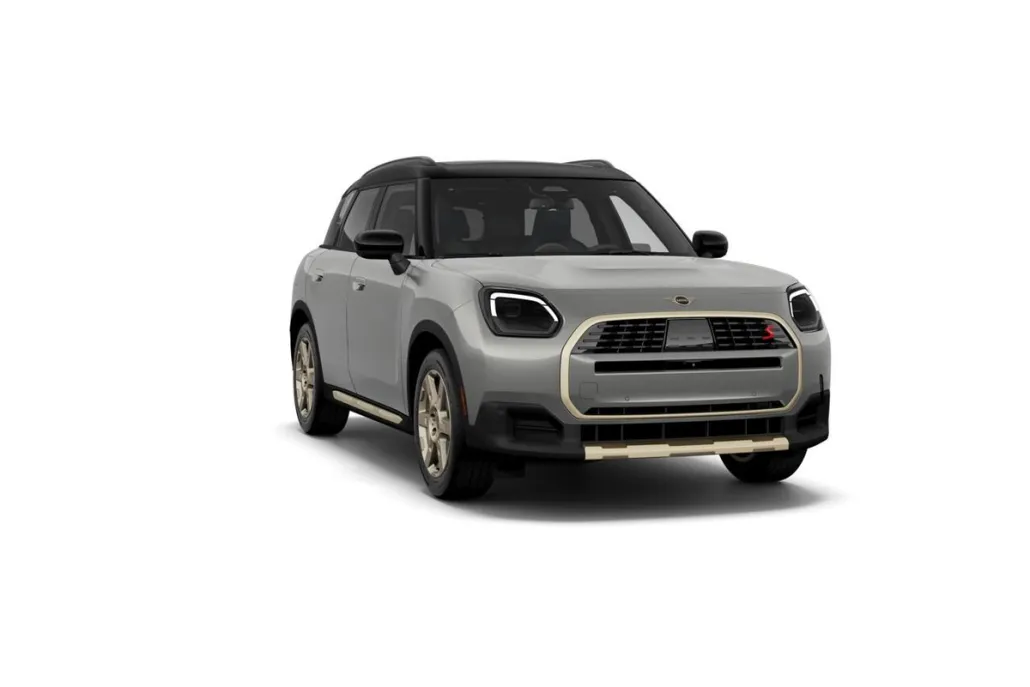2025 Mini Countryman Iconic S ALL4 photo 1