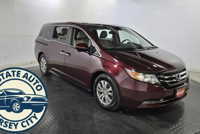 2015 Honda Odyssey EX-L photo 1