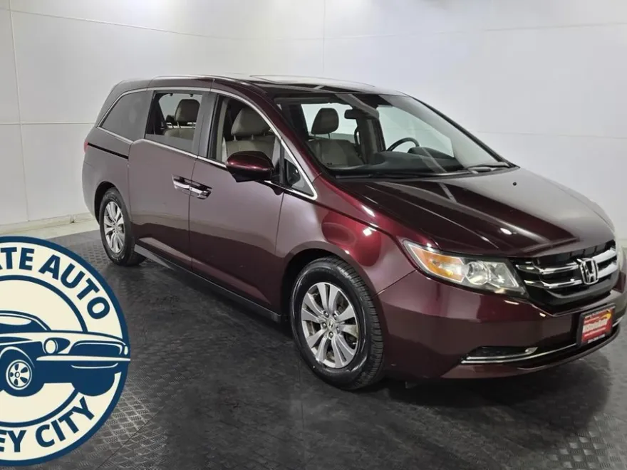2015 Honda Odyssey EX-L photo 1