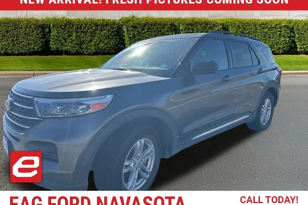 2020 Ford Explorer XLT photo 1