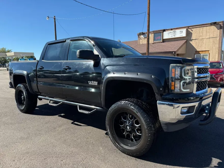 2014 Chevrolet Silverado 1500 LT photo 1