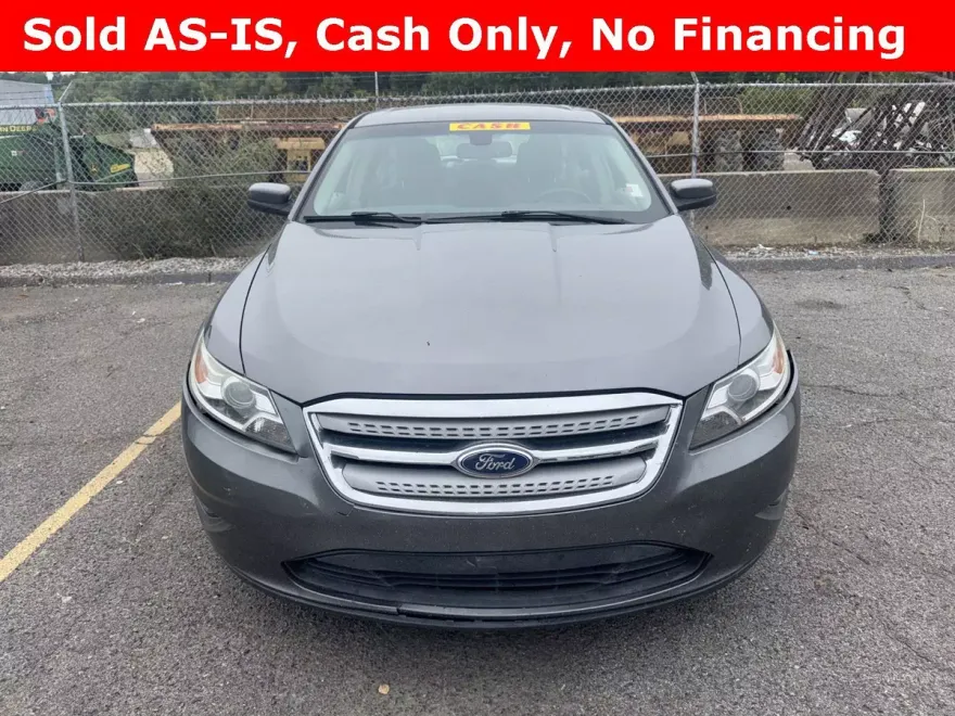 2011 Ford Taurus SEL photo 1