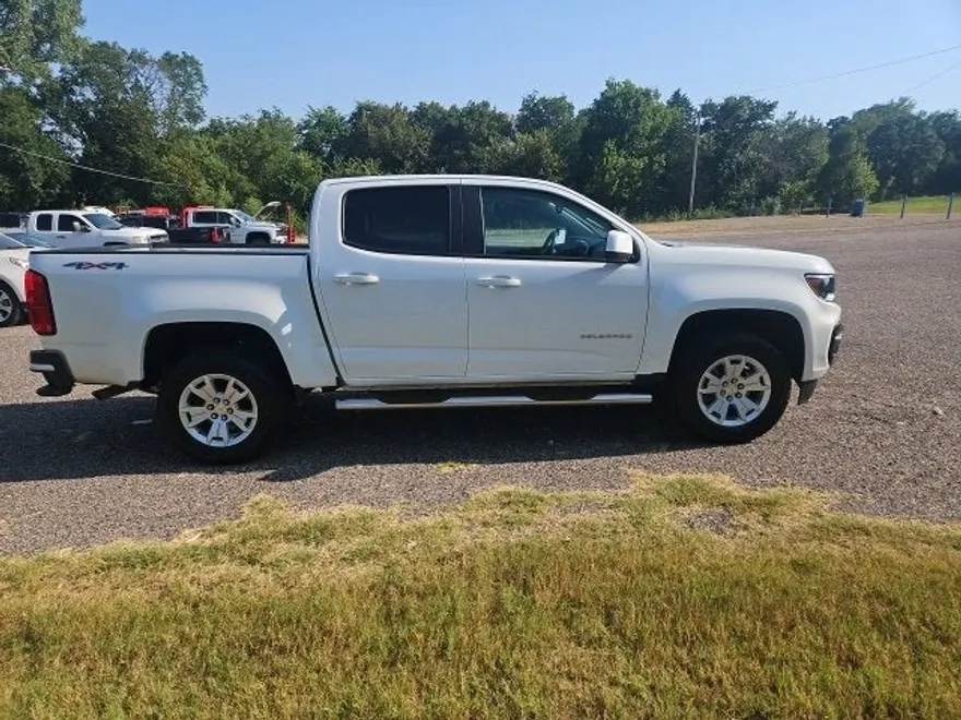 2022 Chevrolet Colorado LT photo 1