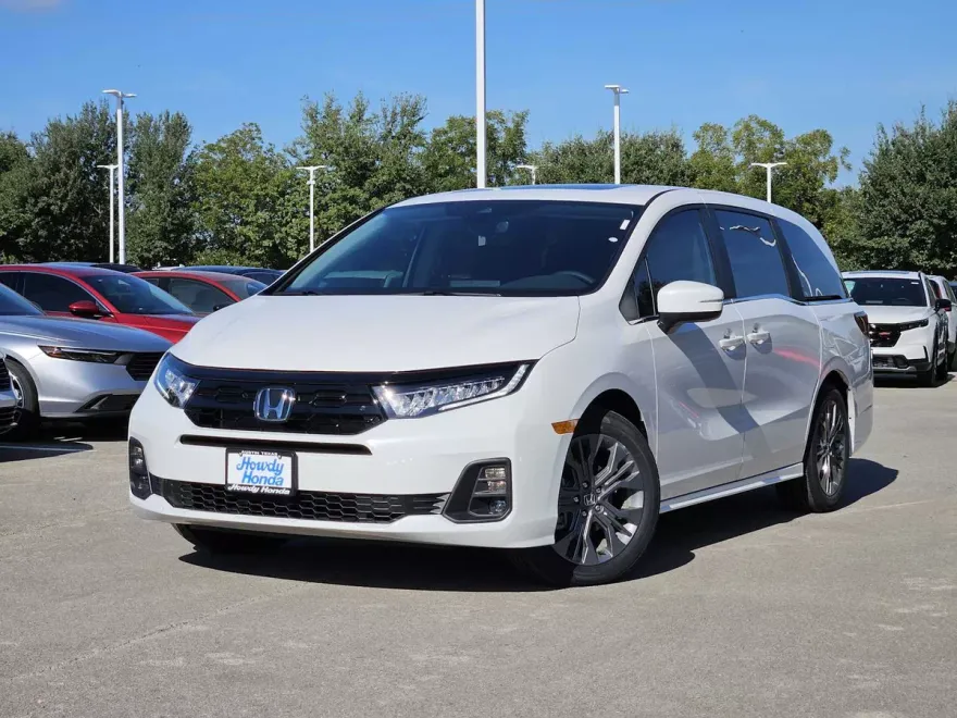 2026 Honda Odyssey Touring photo 1