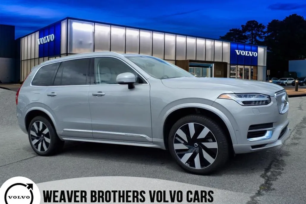 2024 Volvo XC90 T8 Ultimate photo 1