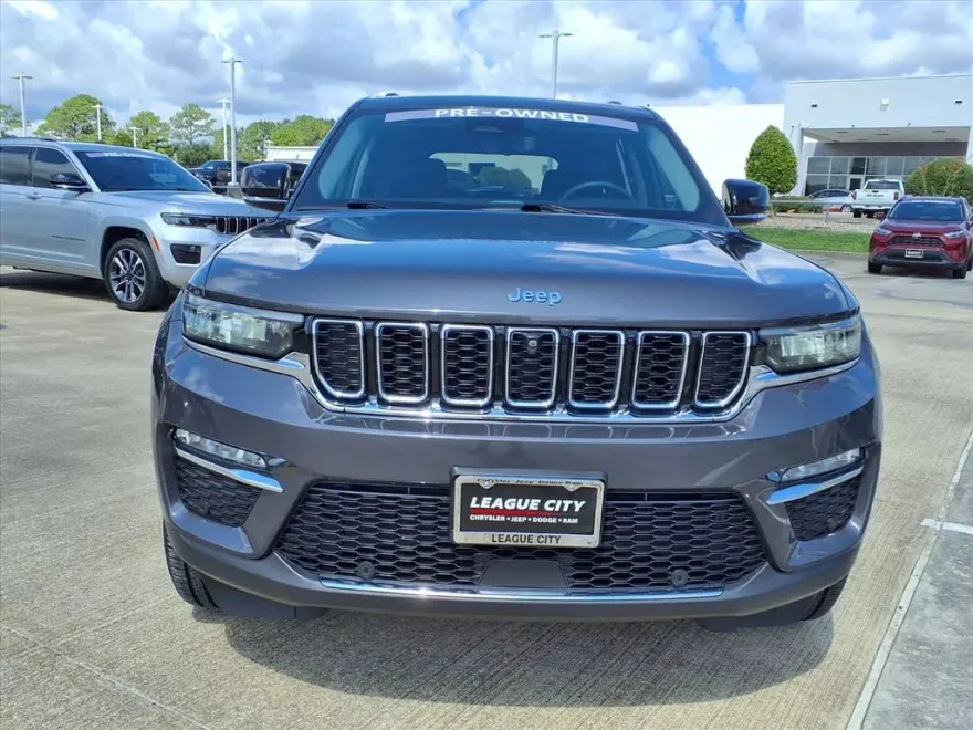 2023 Jeep Cherokee Limited photo 1