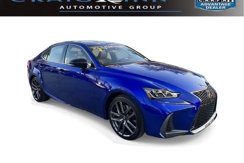 2020 Lexus IS 300 photo 1