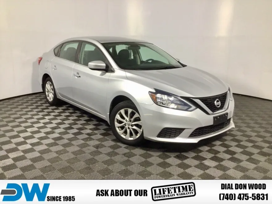 2018 Nissan Sentra SV photo 1
