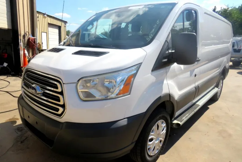 2015 Ford Transit Van photo 1