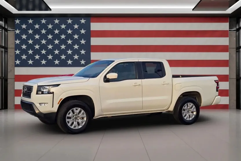 2024 Nissan Frontier Crew Cab SV photo 1