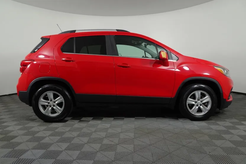 2018 Chevrolet Trax LT photo 1