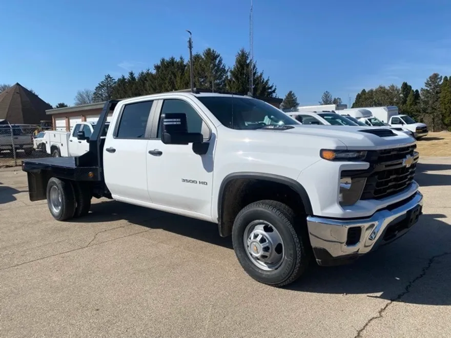 2025 Chevrolet Silverado 3500HD Work Truck photo 1