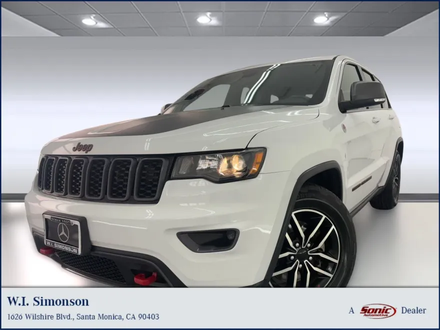 2021 Jeep Grand Cherokee Trailhawk photo 1