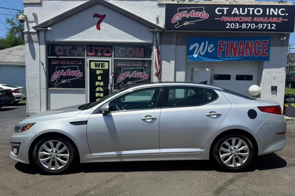 2015 Kia Optima EX photo 1