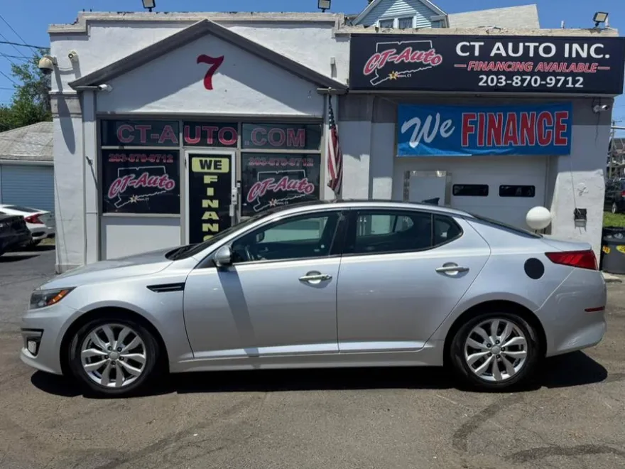 2015 Kia Optima EX photo 1