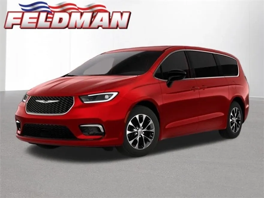 2026 Chrysler Pacifica photo 1