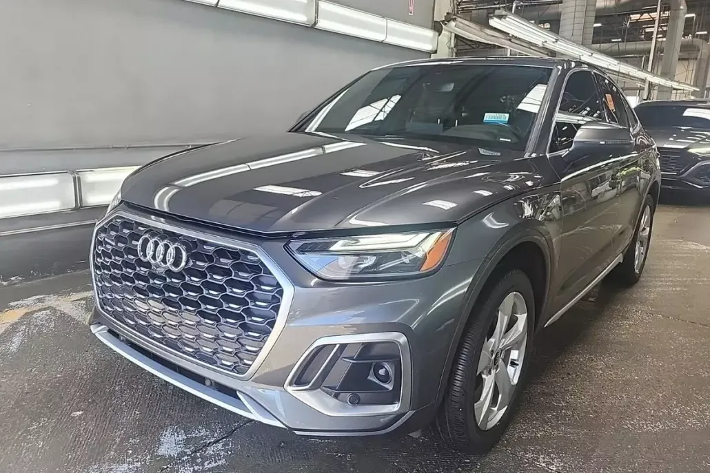 2023 Audi Q5 Sportback S line Premium Plus photo 1