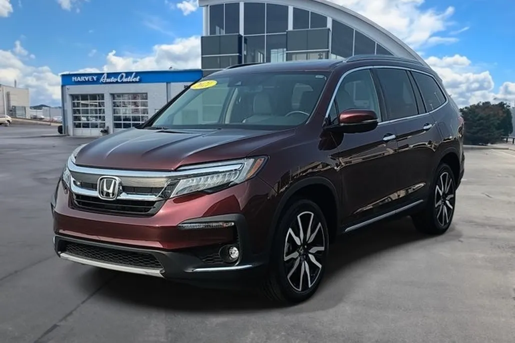 2021 Honda Pilot Touring photo 1