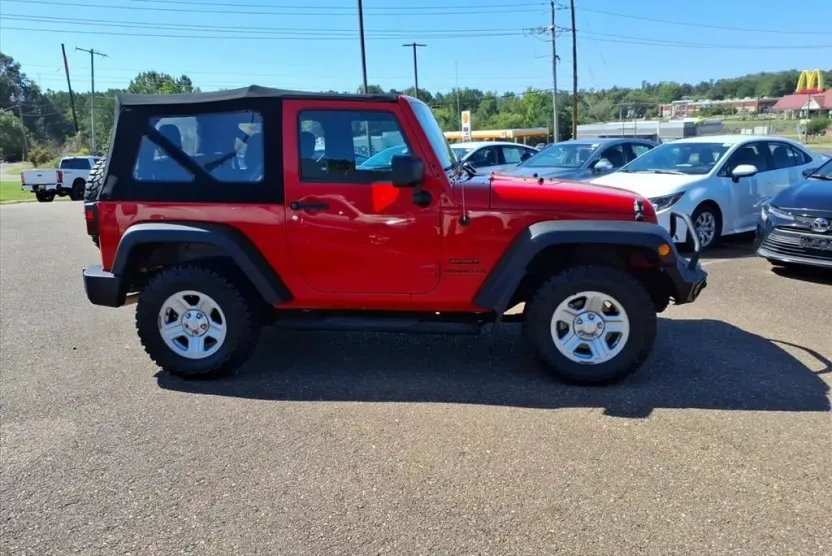 2016 Jeep Wrangler Sport photo 1