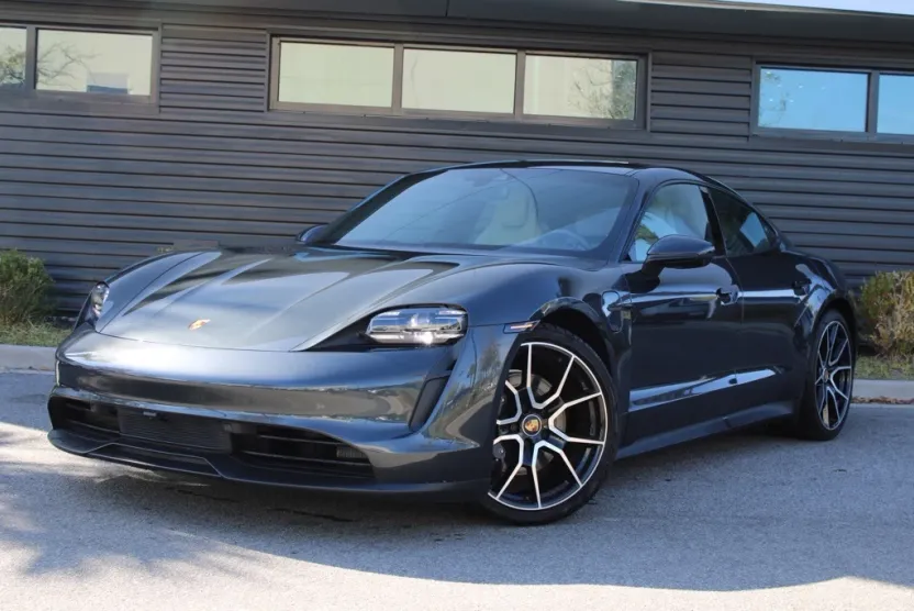 2023 Porsche Taycan S photo 1