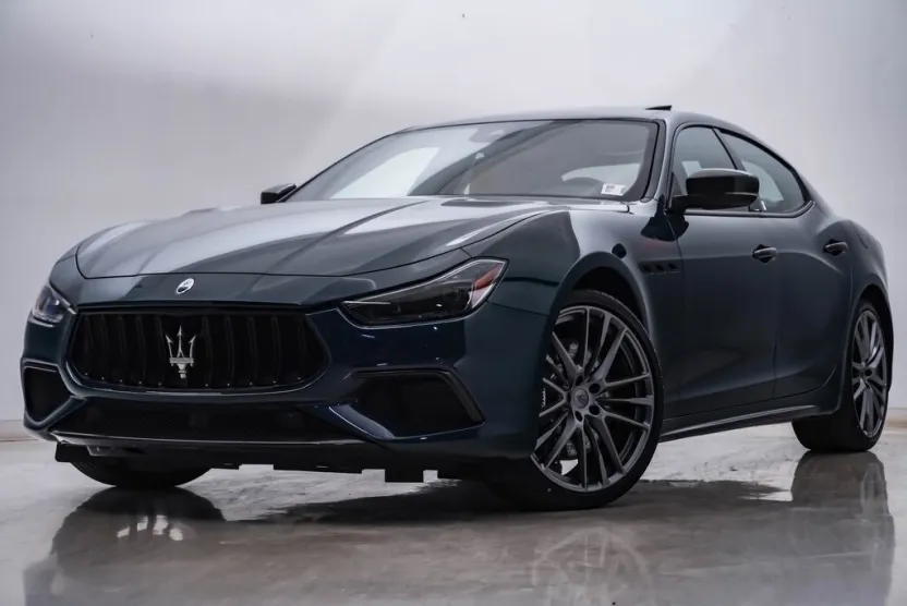 2024 Maserati Ghibli Trofeo photo 1