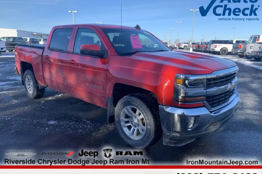 2017 Chevrolet Silverado 1500 photo 1