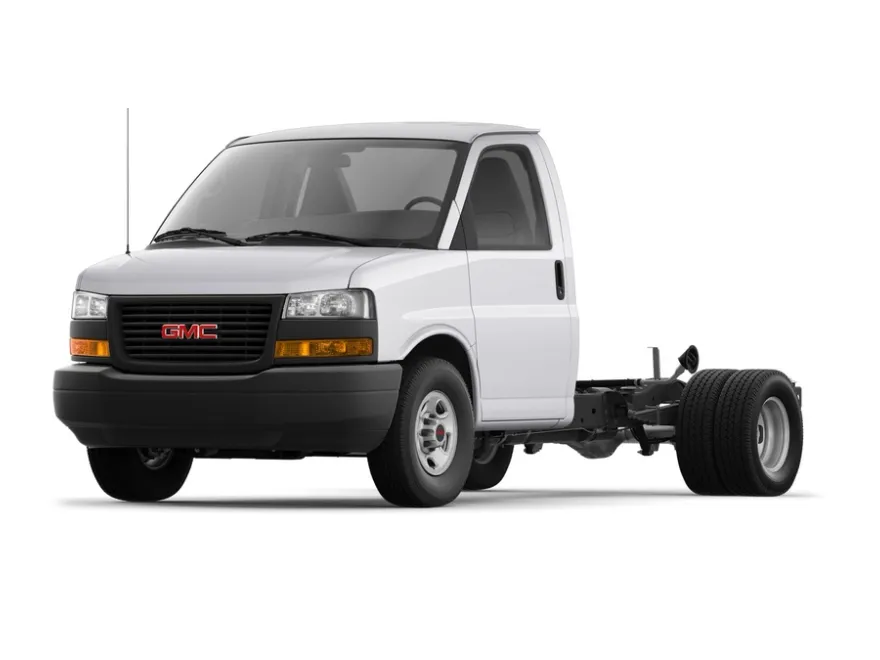 2024 Gmc Savana Cutaway 3500 photo 1