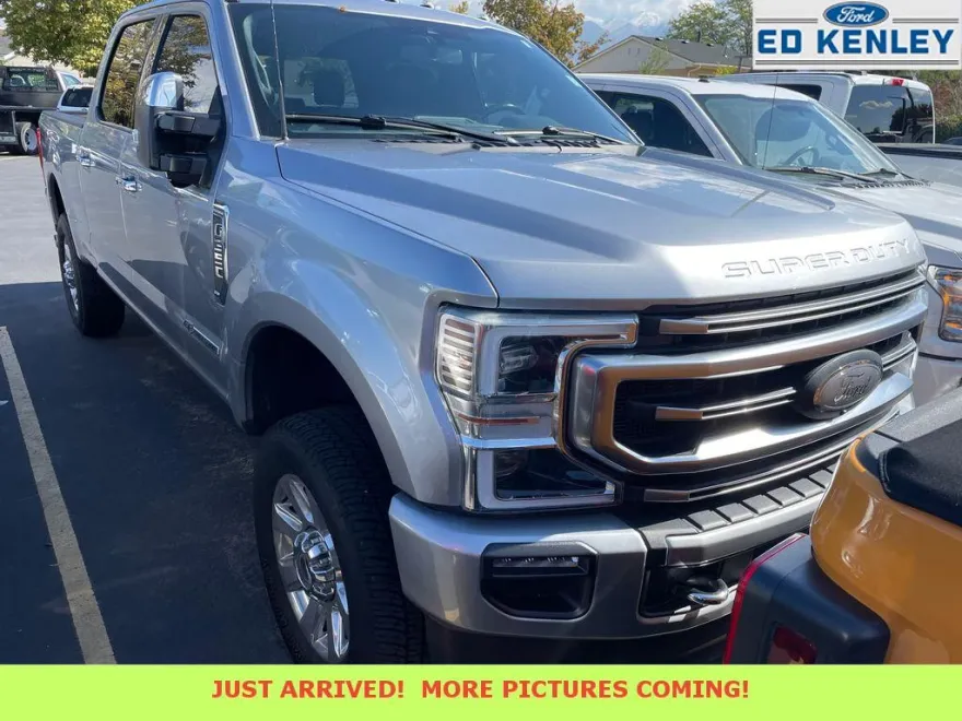 2022 Ford F-350 Platinum photo 1