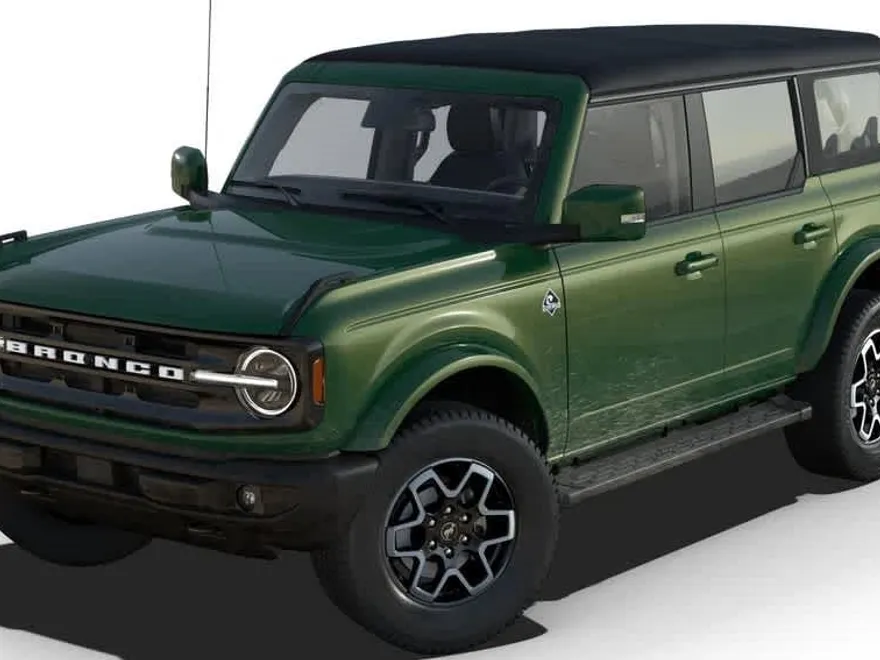 2025 Ford Bronco Outer Banks photo 1