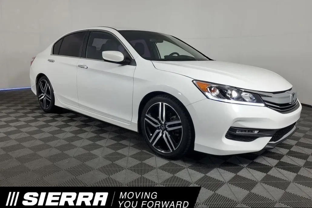 2017 Honda Accord Sport photo 1