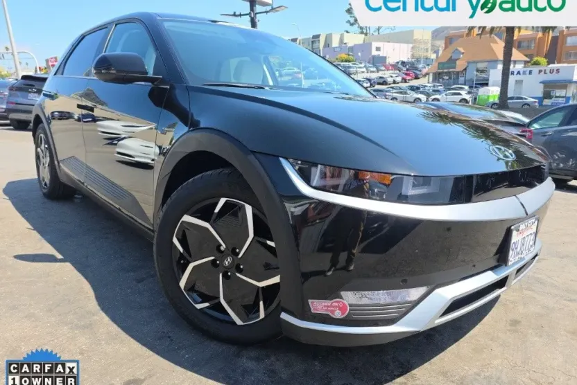 2023 Hyundai Ioniq 5 SEL photo 1