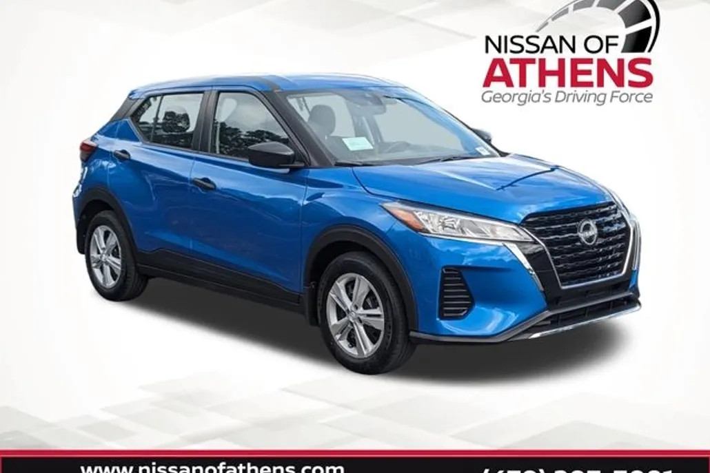2025 Nissan Kicks Play S photo 1