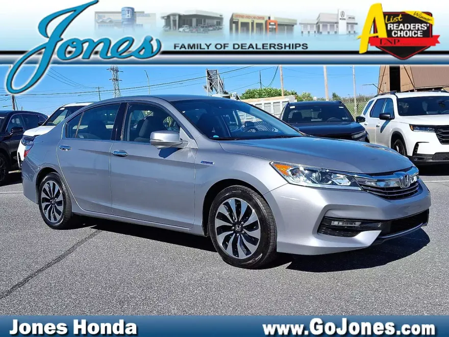 2017 Honda Accord Hybrid photo 1
