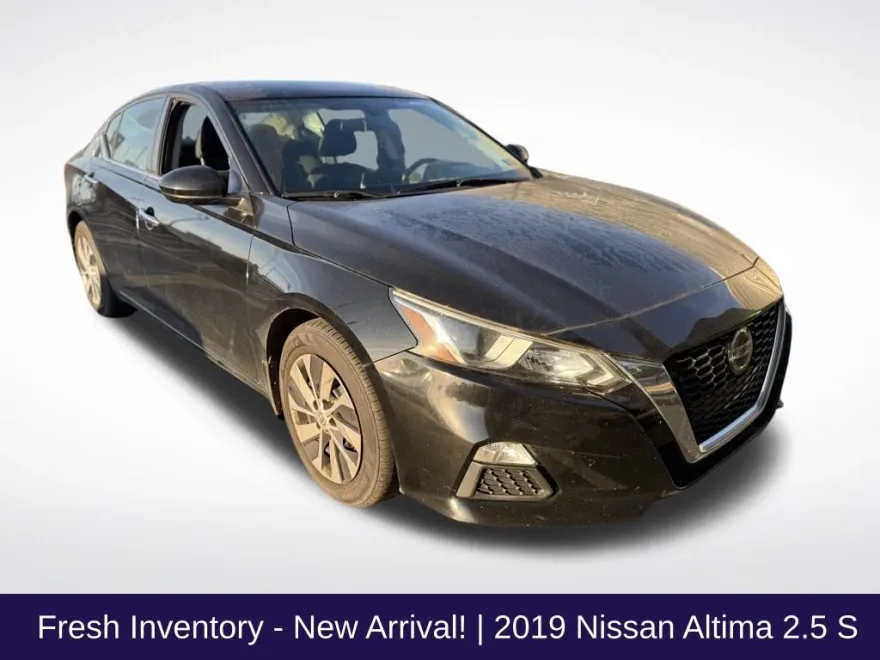 2019 Nissan Altima 2.5 S photo 1