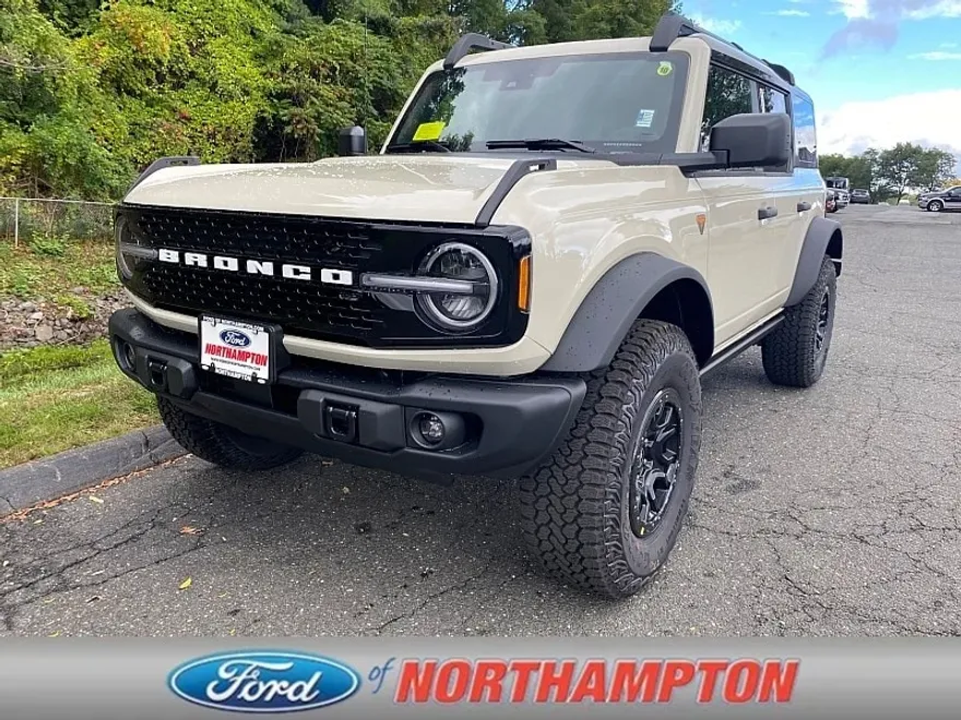 2025 Ford Bronco Badlands photo 1