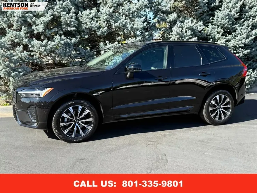2025 Volvo XC60 B5 Plus photo 1