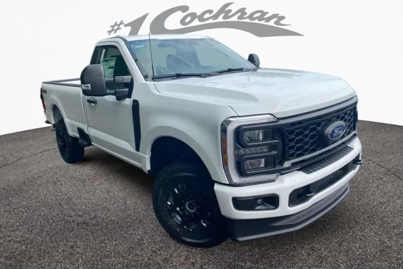 2025 Ford F-350 XL photo 1