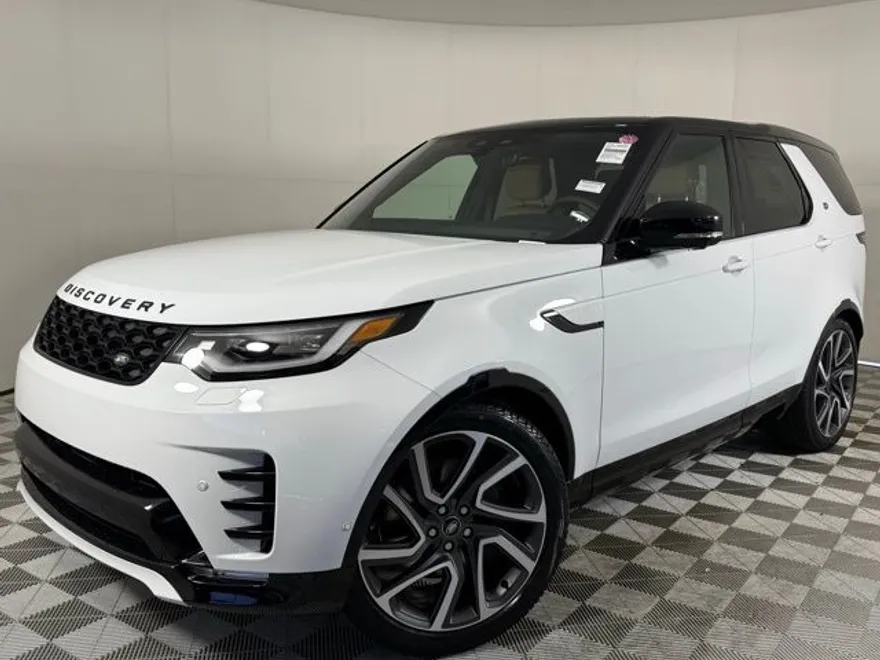 2025 Land Rover Discovery SE photo 1