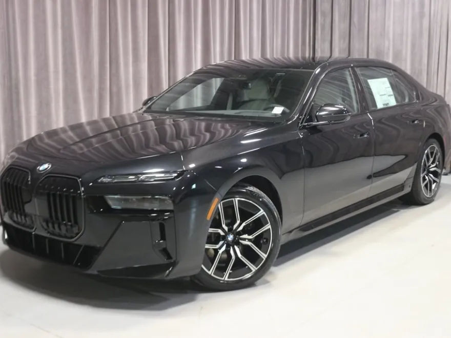 2025 Bmw 740i xDrive photo 1
