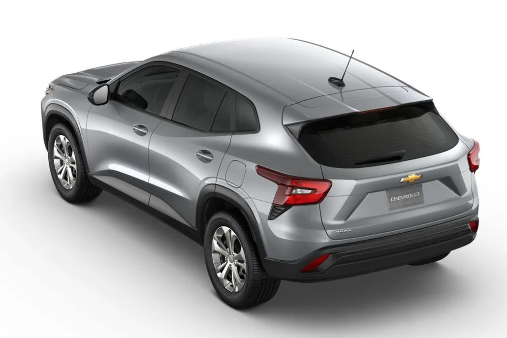 2026 Chevrolet Trax LS photo 1