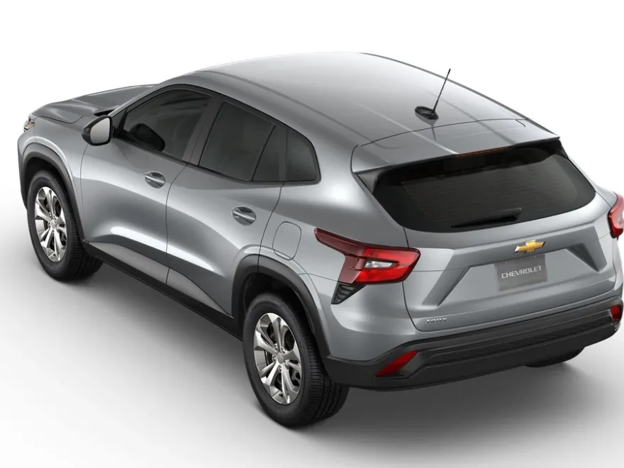 2026 Chevrolet Trax LS photo 1